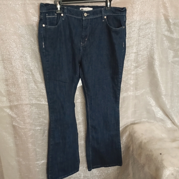Levi's Denim - LEVIS, 515 Bootcut  Women’s Jeans, Blue, Sz16S, studded back pockets, with flap